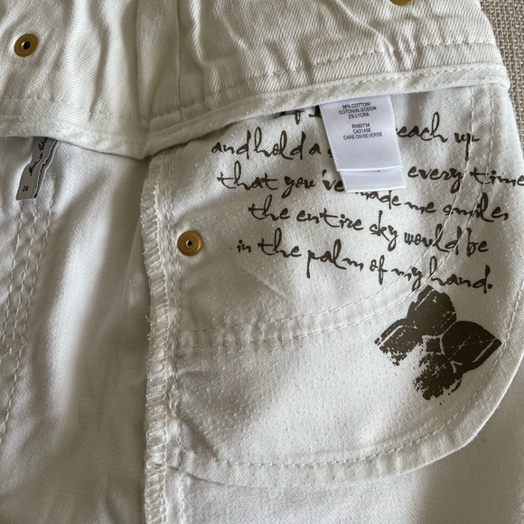 White denim short skirt. - Picture 5 of 7